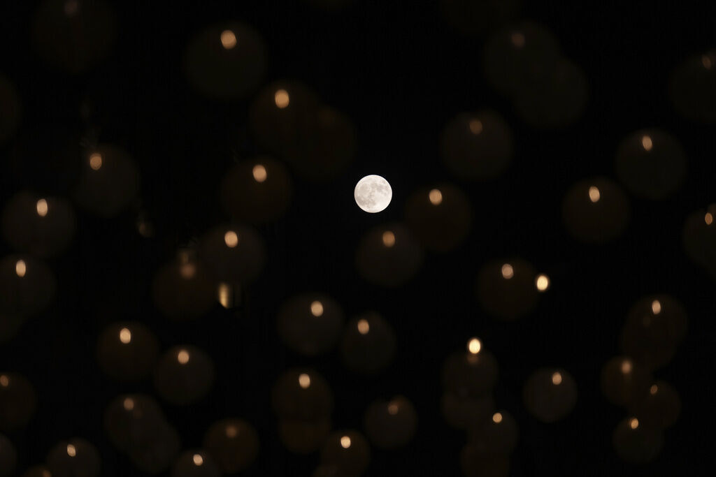 Palestinian Supermoon